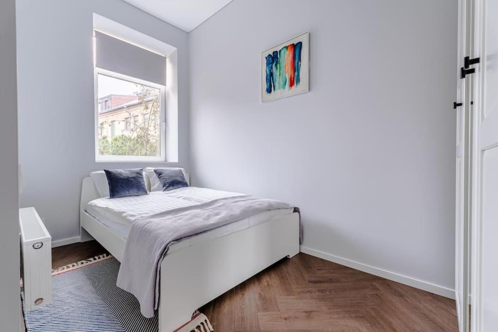 Modern Flat In Old Town Kaunas - Free Parking & Self Check-In Eksteriør billede